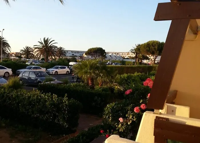 L'escale Port Nature 3 Etoiles Terrasses *
